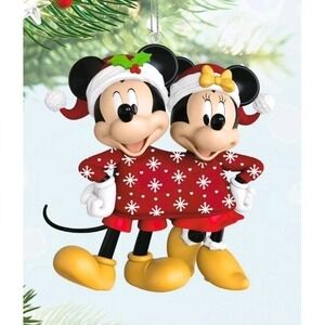 Hallmark Keepsake 2025 Sweater Sharing Sweethearts Disney Mickey Minnie Ornament